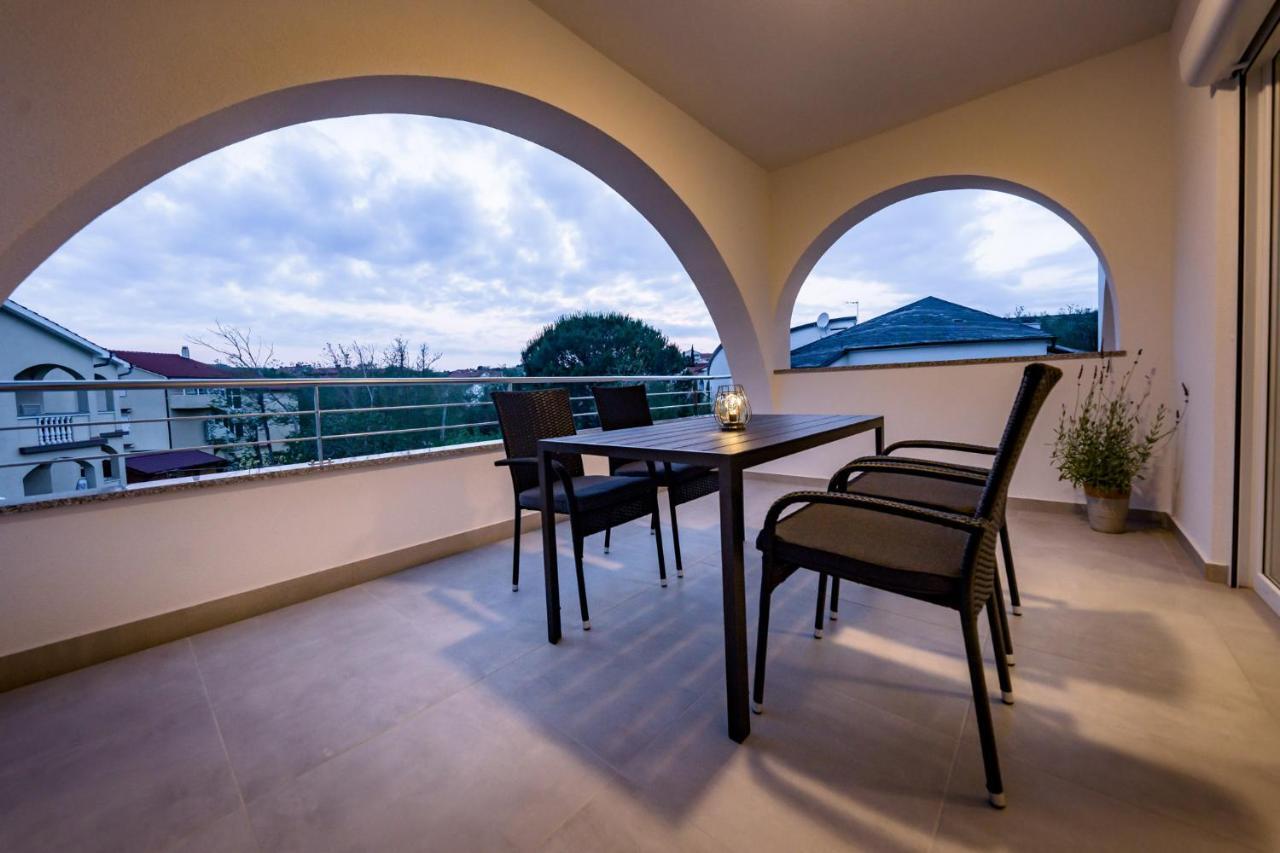 Apartmani Villa Zora Lopar Bagian luar foto