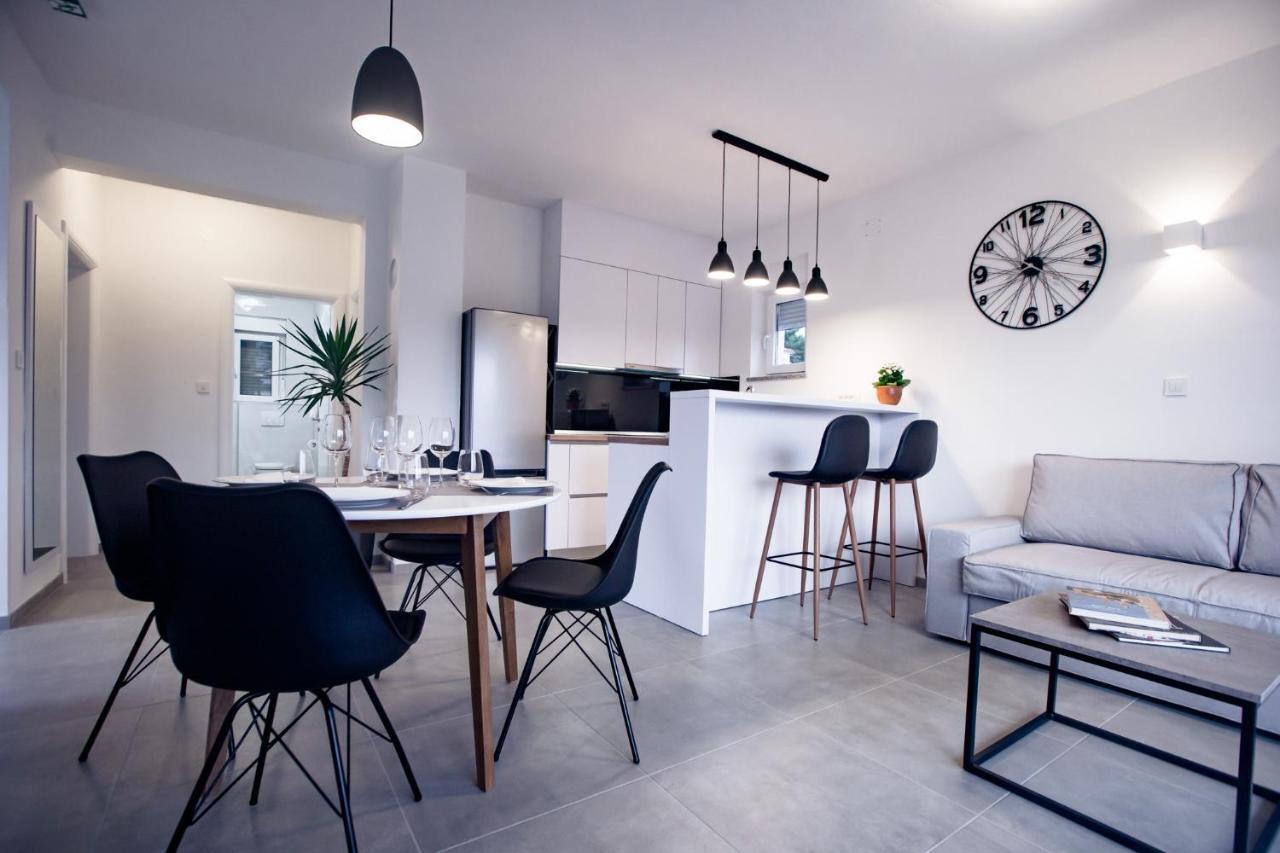 Apartmani Villa Zora Lopar Bagian luar foto