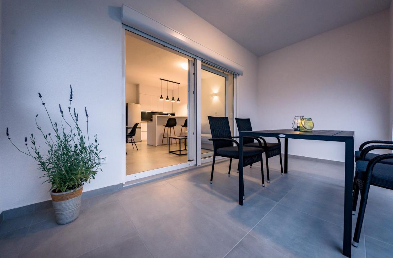 Apartmani Villa Zora Lopar Bagian luar foto