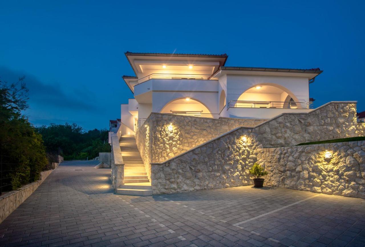 Apartmani Villa Zora Lopar Bagian luar foto